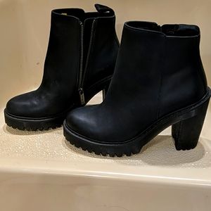 Doc Martens Platform Boots - Black